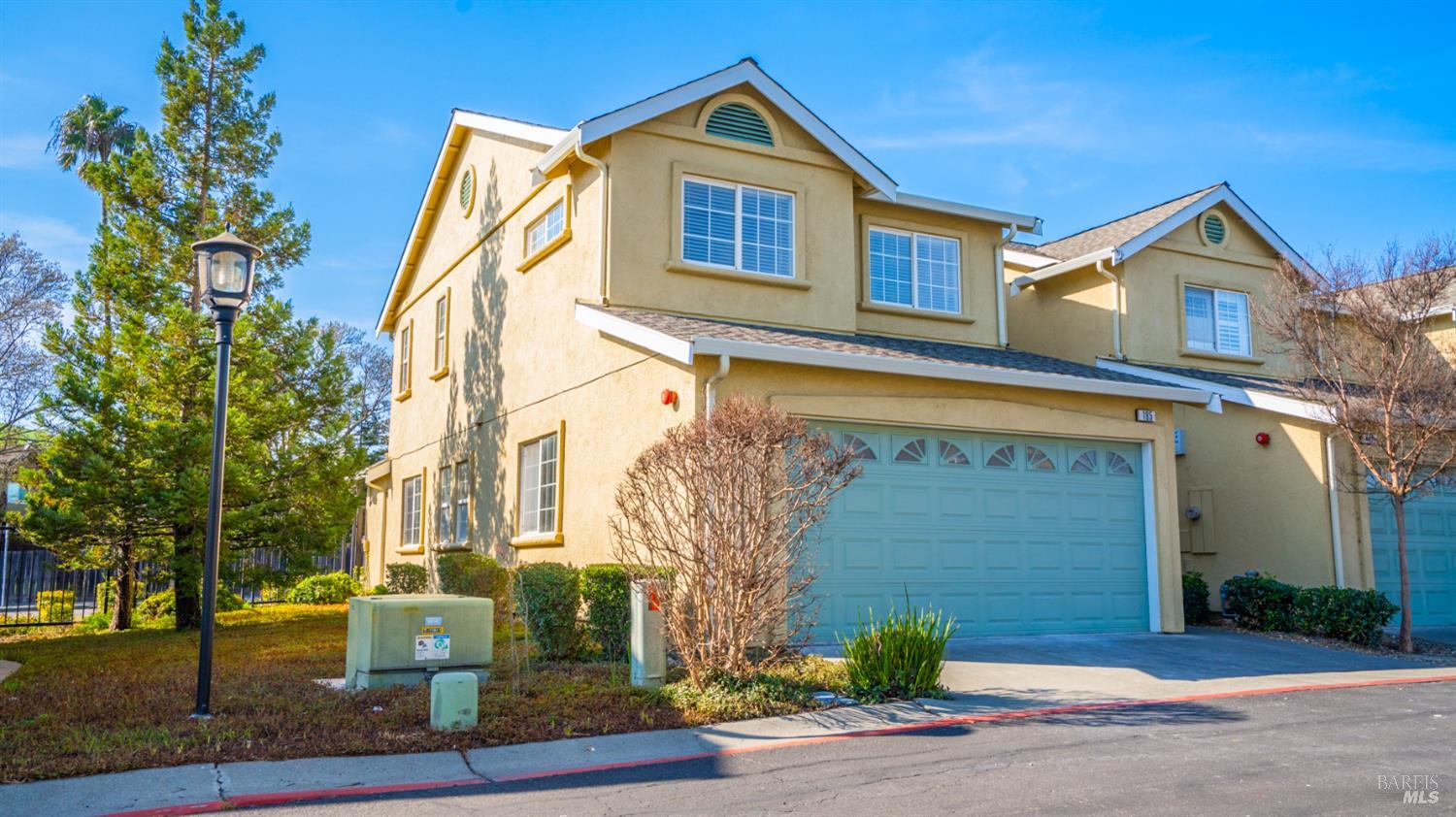 Detail Gallery Image 2 of 27 For 185 Canby Way, Fairfield,  CA 94534 - 3 Beds | 2/1 Baths