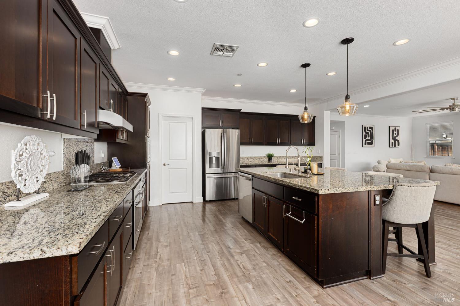 Detail Gallery Image 19 of 63 For 291 Ginger St, Vacaville,  CA 95687 - 4 Beds | 3/1 Baths