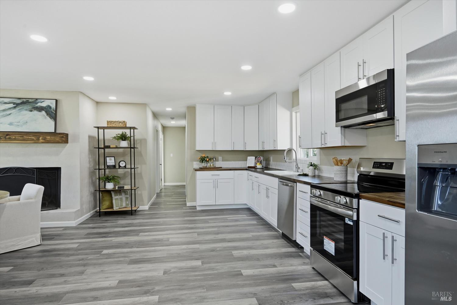 Detail Gallery Image 26 of 43 For 10496 Fairway Pl, Kelseyville,  CA 95451 - 3 Beds | 2 Baths