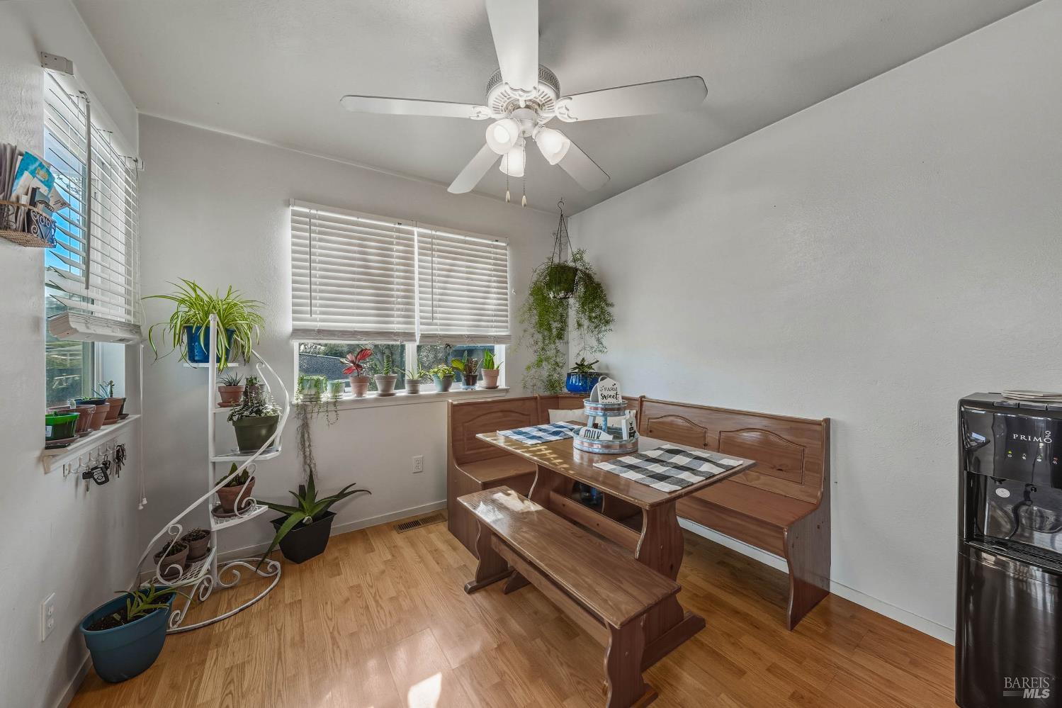 Detail Gallery Image 16 of 43 For 460 Walnut Dr, Lakeport,  CA 95453 - 2 Beds | 2 Baths