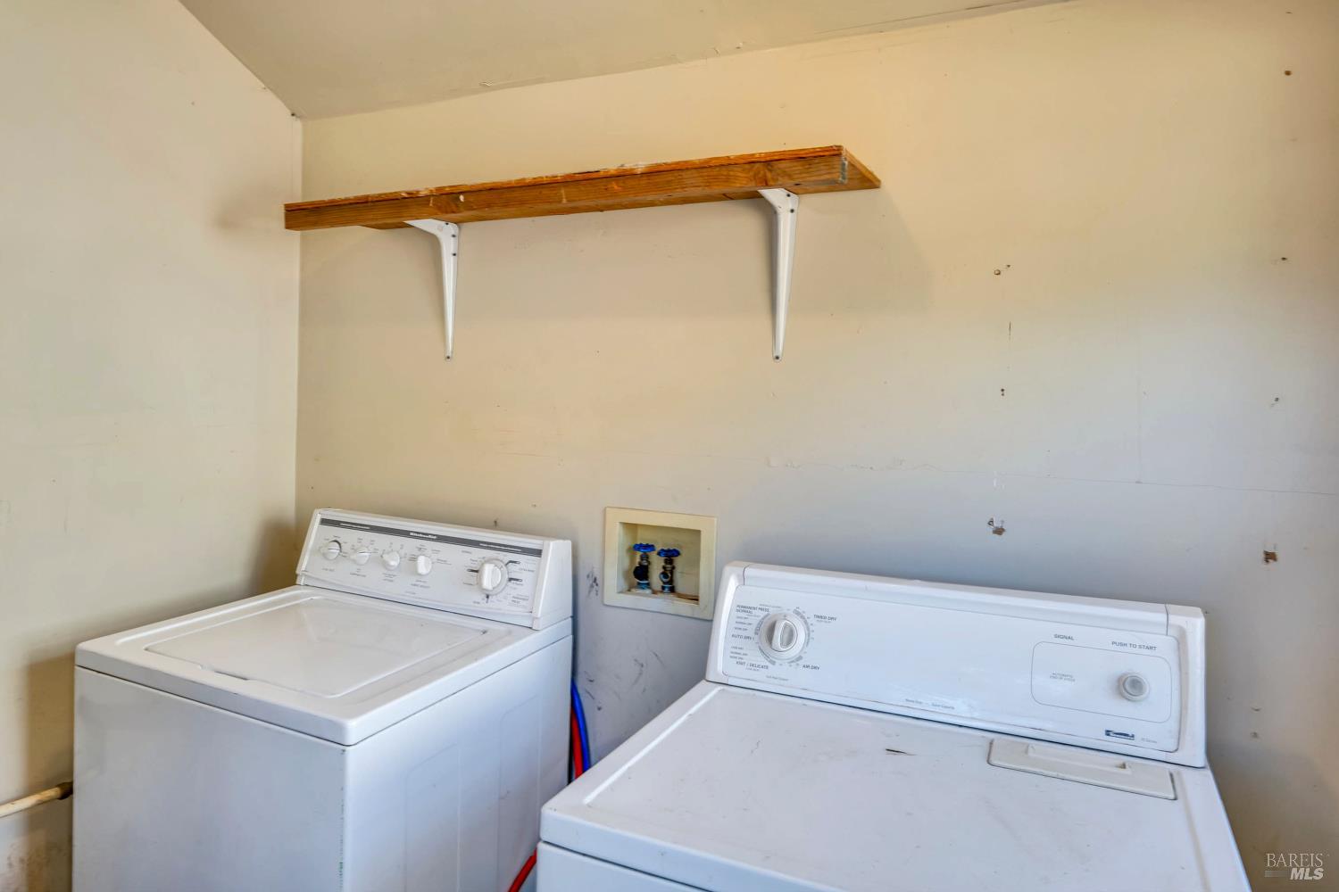 Detail Gallery Image 17 of 20 For 12940 1st St, Clearlake Oaks,  CA 95423 - 2 Beds | 2 Baths