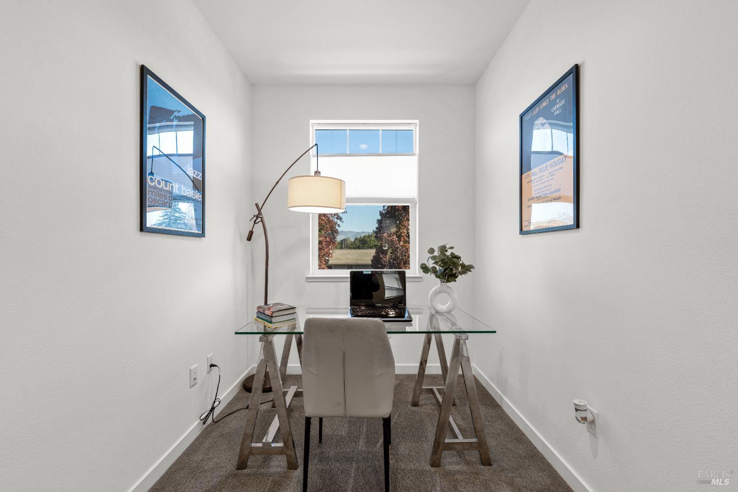 Detail Gallery Image 22 of 56 For 591 Madison St, Petaluma,  CA 94952 - 4 Beds | 3/1 Baths