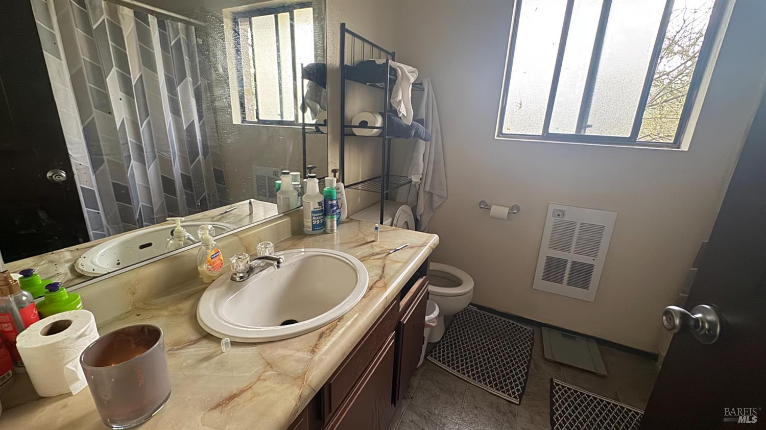 Detail Gallery Image 9 of 10 For 25248 Robinson Rd, Willits,  CA 95490 - – Beds | – Baths