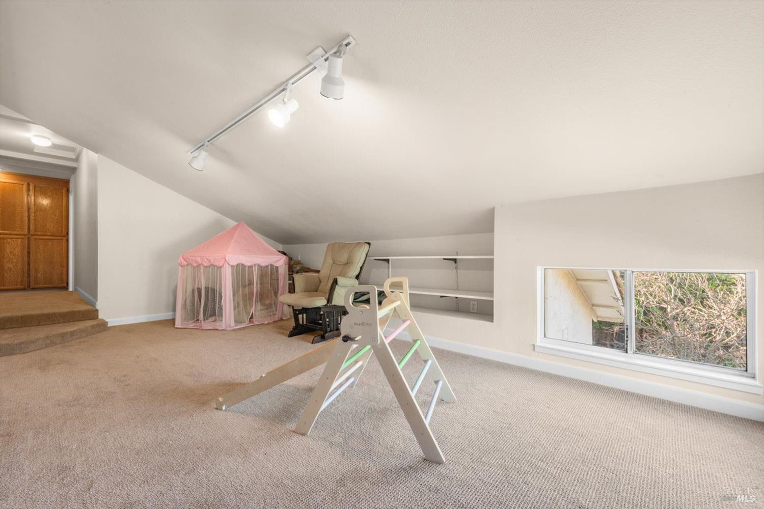 Detail Gallery Image 34 of 66 For 3327 Colonial Ct, Fairfield,  CA 94534 - 4 Beds | 3 Baths