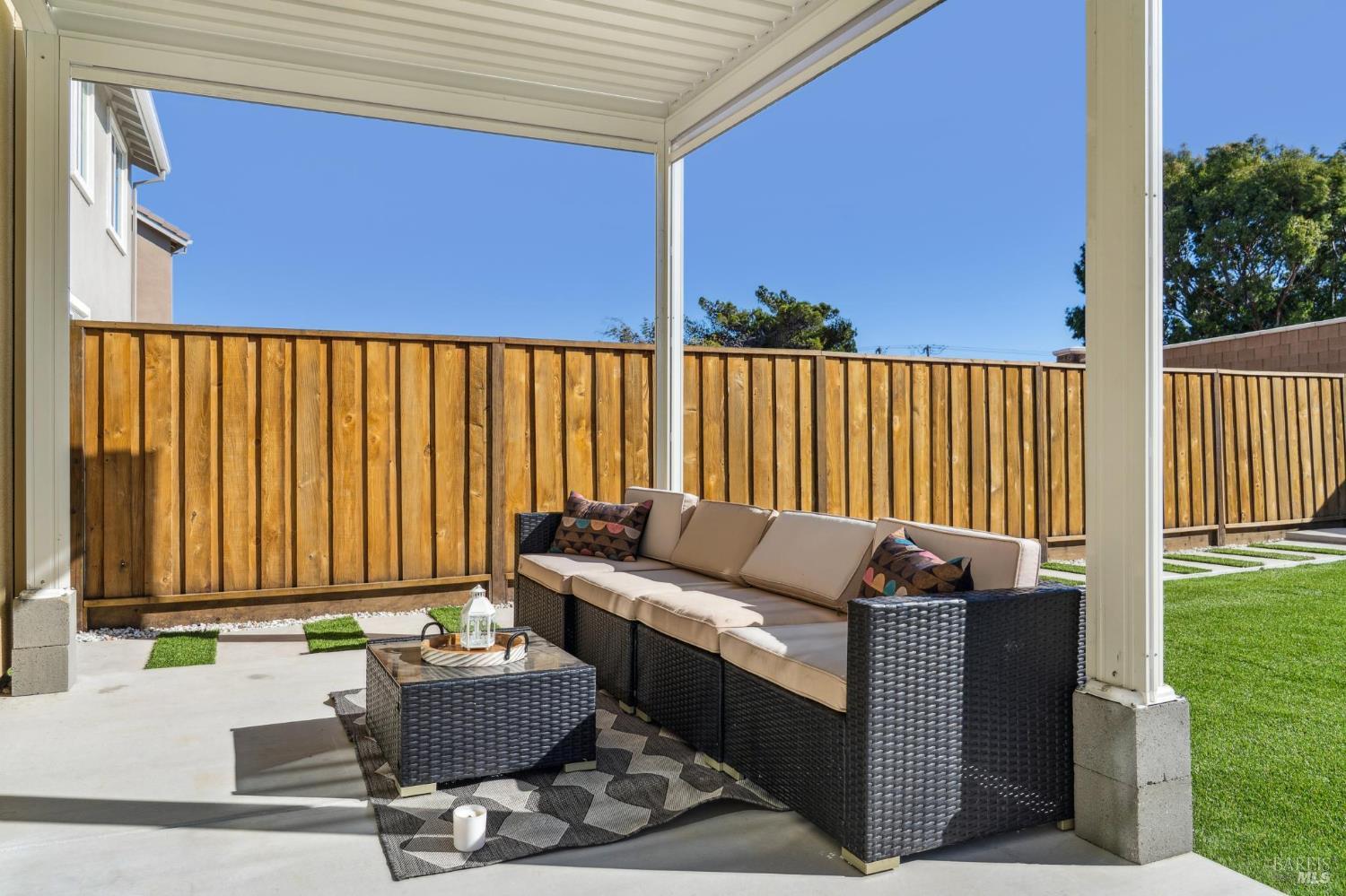 Detail Gallery Image 34 of 35 For 2915 Shaver St, Fairfield,  CA 94533 - 5 Beds | 3 Baths