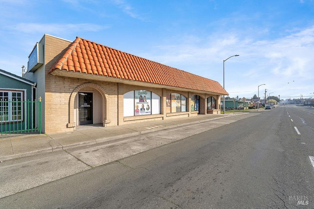 Detail Gallery Image 4 of 30 For 1212 Georgia St, Vallejo,  CA 94590 - – Beds | – Baths