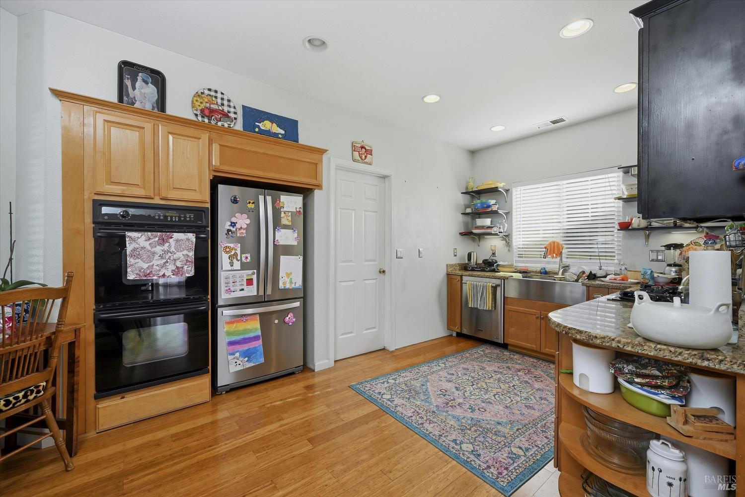 Detail Gallery Image 7 of 27 For 17905 Bunker Rd, Hidden Valley Lake,  CA 95467 - 3 Beds | 2/1 Baths