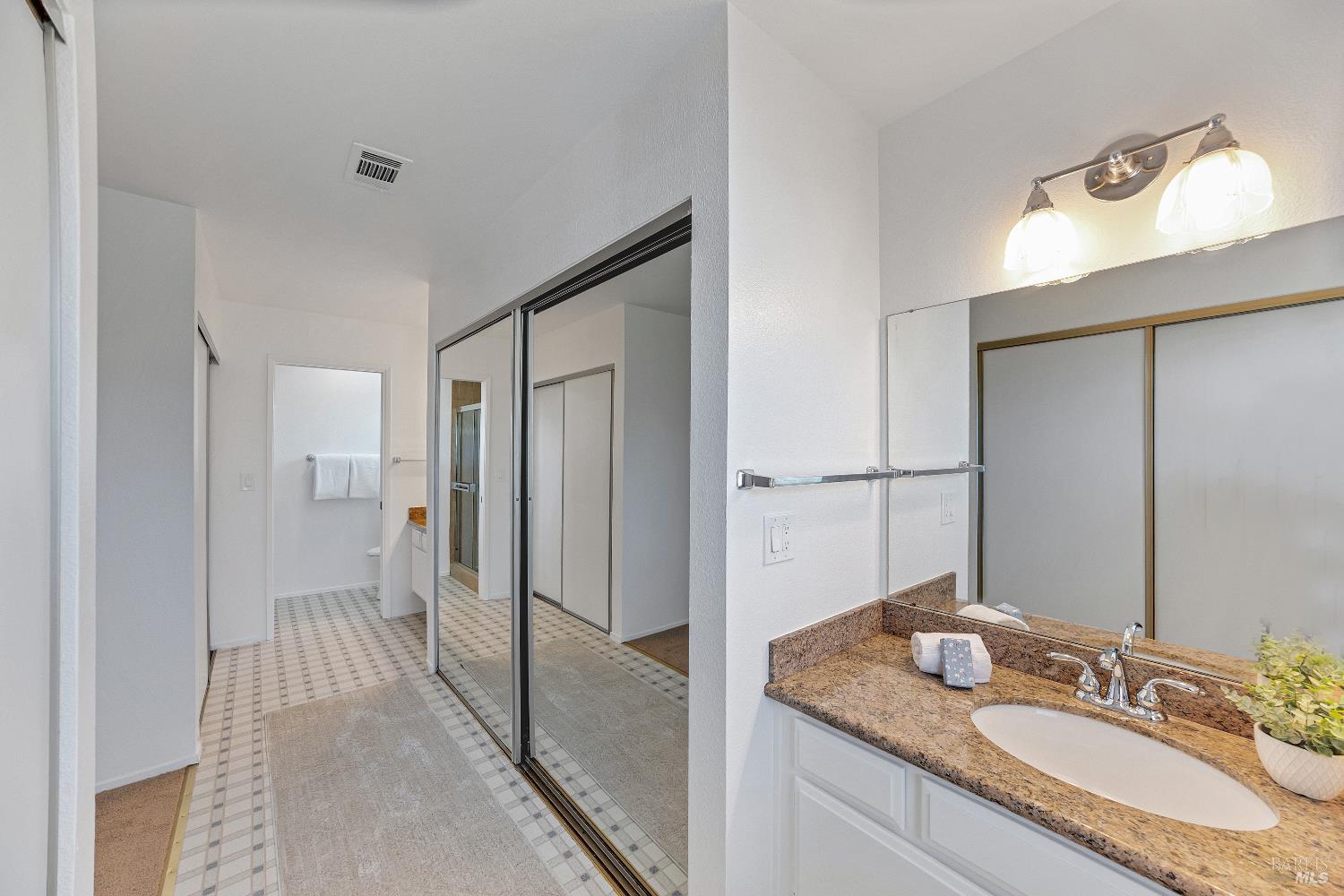 Detail Gallery Image 32 of 47 For 3451 Nantucket Dr, Fairfield,  CA 94534 - 4 Beds | 2/1 Baths