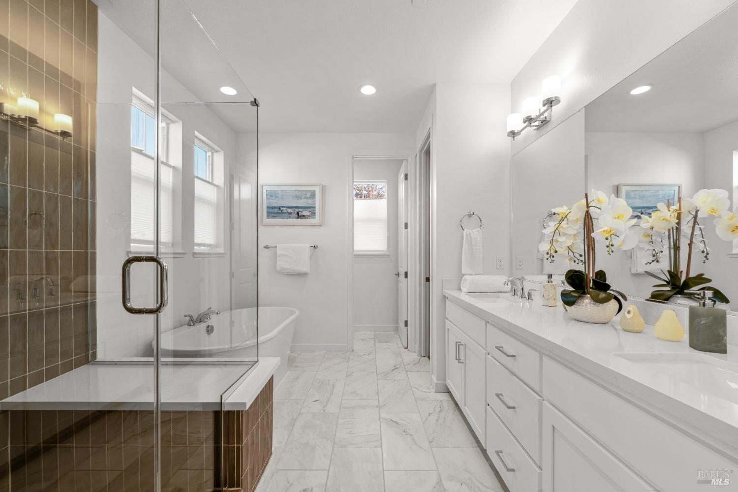 Detail Gallery Image 30 of 56 For 591 Madison St, Petaluma,  CA 94952 - 4 Beds | 3/1 Baths