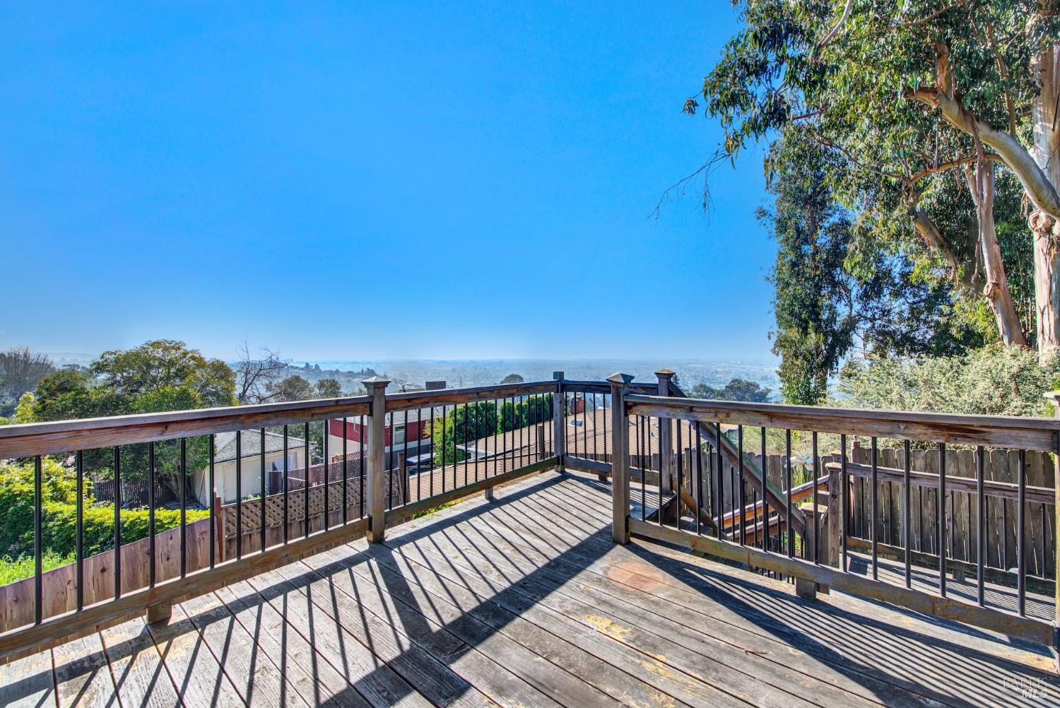 Detail Gallery Image 62 of 65 For 7937 Sunkist Dr, Oakland,  CA 94605 - 4 Beds | 3 Baths