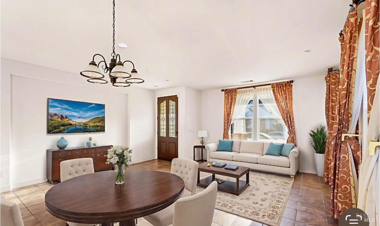 Detail Gallery Image 3 of 17 For 18 Serena Pl, American Canyon,  CA 94503 - 4 Beds | 3/1 Baths