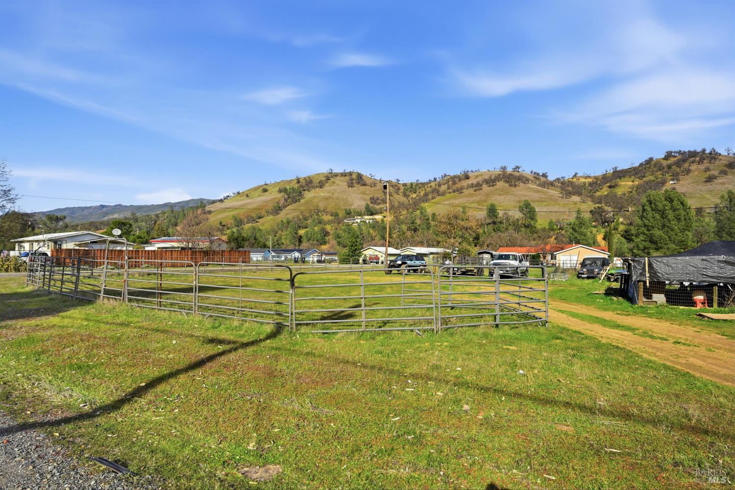 Detail Gallery Image 16 of 20 For 3096 Spring Valley Rd, Clearlake Oaks,  CA 95423 - 4 Beds | 2 Baths