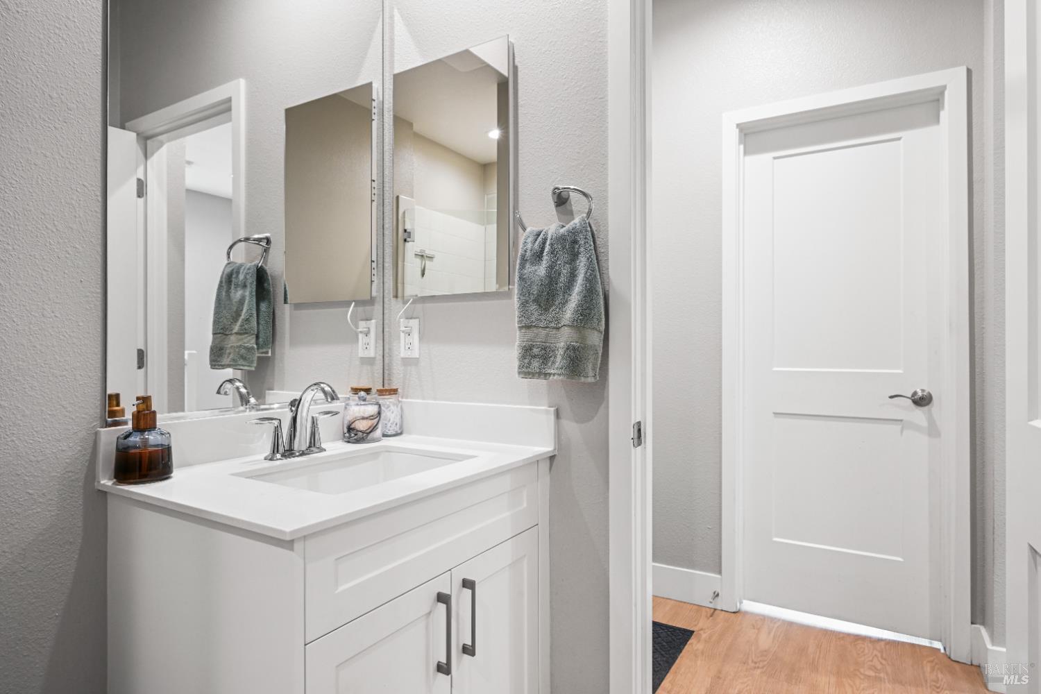 Detail Gallery Image 10 of 57 For 2617 Gable St, Santa Rosa,  CA 95407 - 4 Beds | 3 Baths