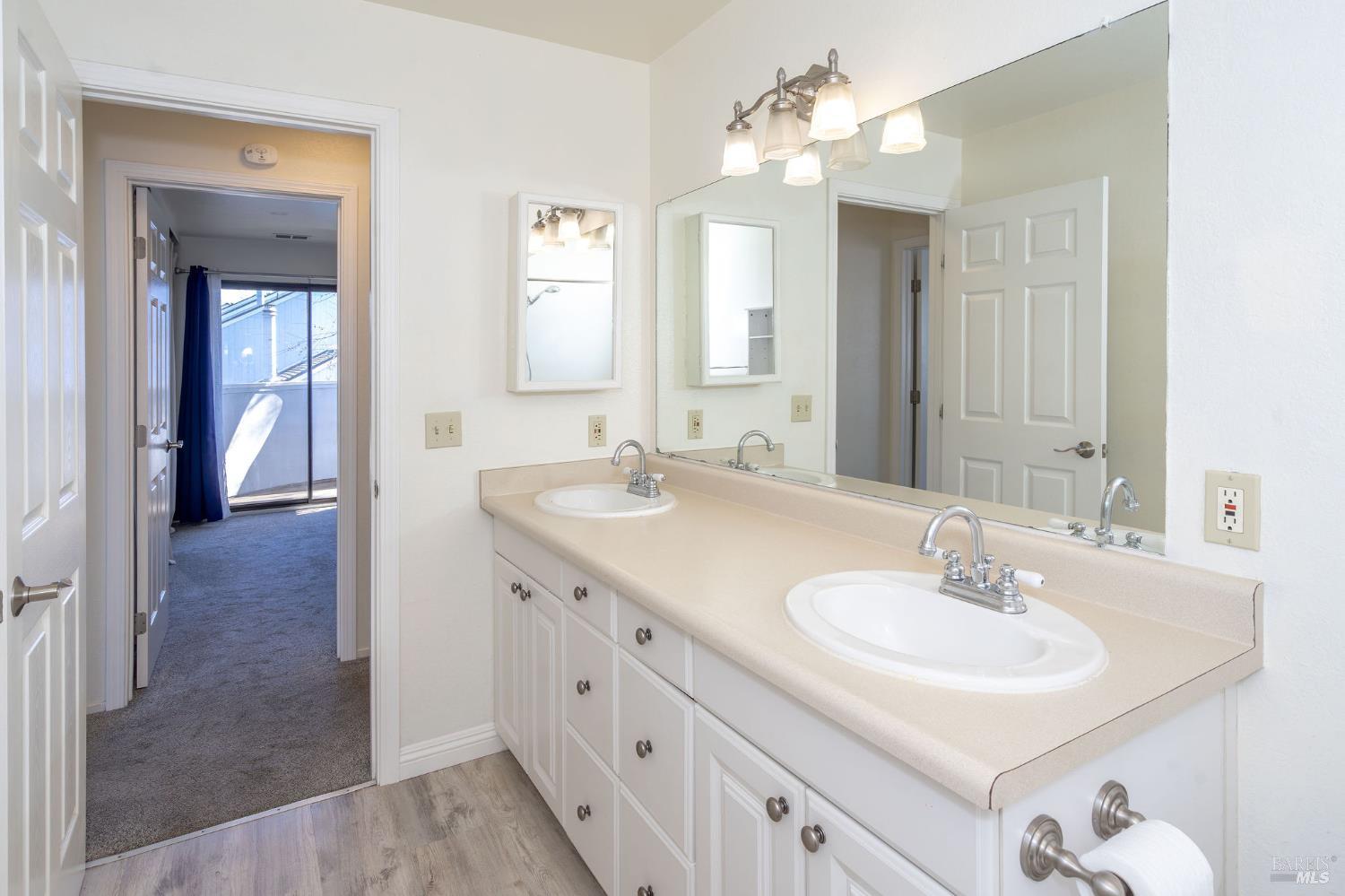 Detail Gallery Image 16 of 34 For 2791 Mcbride Ln #148,  Santa Rosa,  CA 95403 - 2 Beds | 1/1 Baths
