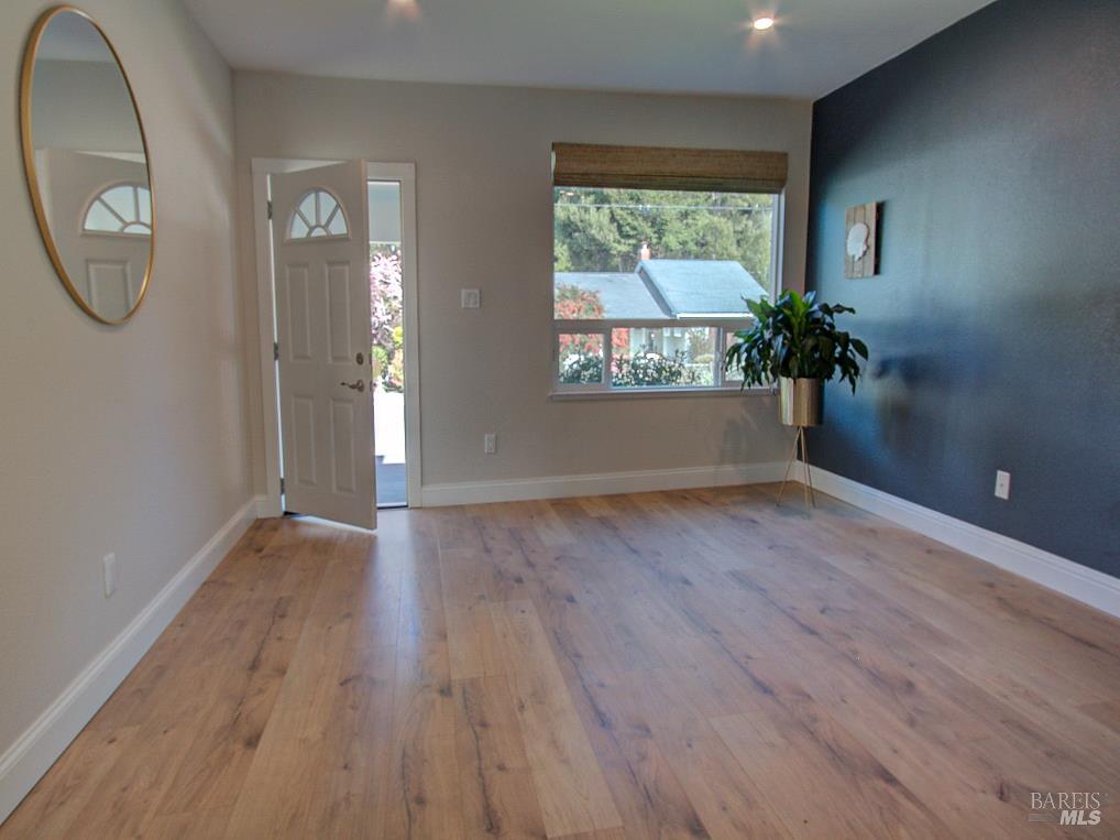 Detail Gallery Image 7 of 26 For 1002 Cedar St, Fort Bragg,  CA 95437 - 2 Beds | 2 Baths