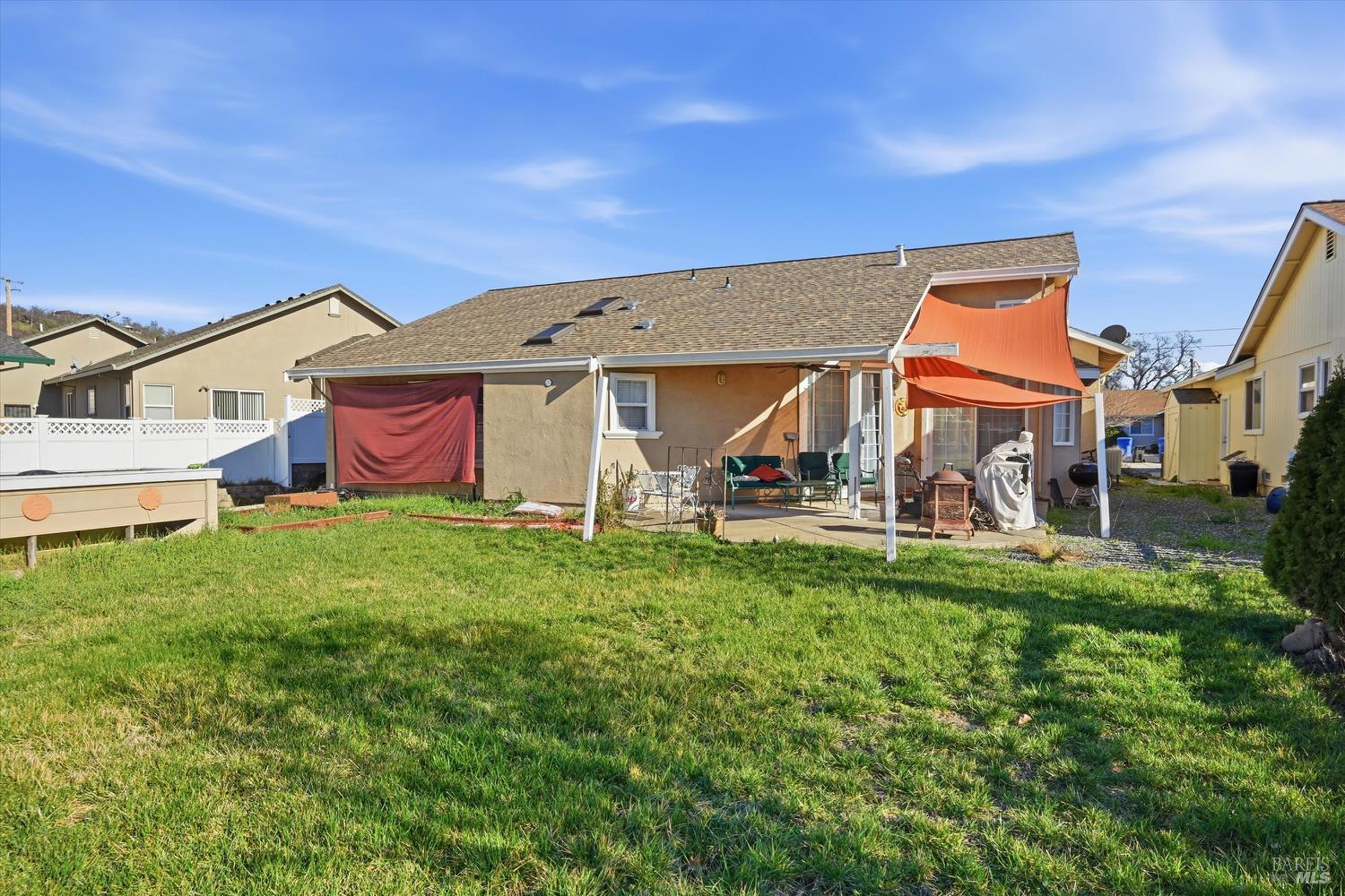 Detail Gallery Image 23 of 27 For 17905 Bunker Rd, Hidden Valley Lake,  CA 95467 - 3 Beds | 2/1 Baths