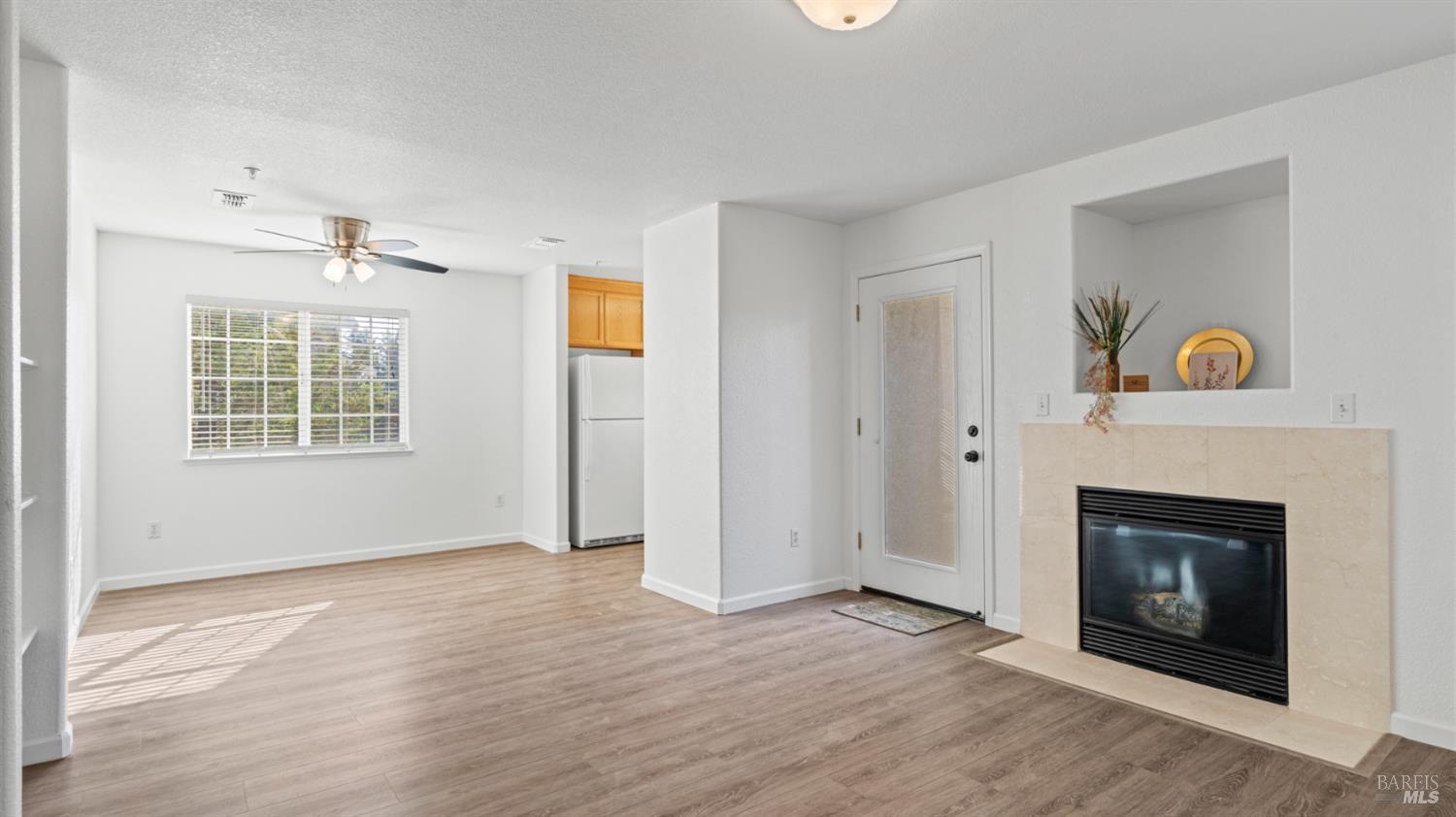 Detail Gallery Image 5 of 27 For 185 Canby Way, Fairfield,  CA 94534 - 3 Beds | 2/1 Baths