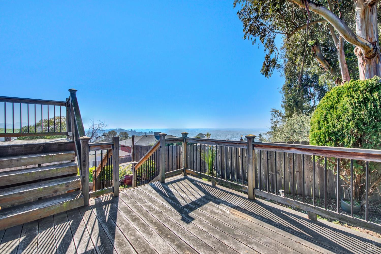 Detail Gallery Image 57 of 65 For 7937 Sunkist Dr, Oakland,  CA 94605 - 4 Beds | 3 Baths