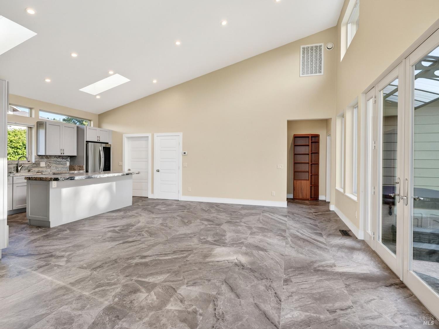 Detail Gallery Image 17 of 59 For 31380 Bay View Ave, Fort Bragg,  CA 95437 - 3 Beds | 2 Baths