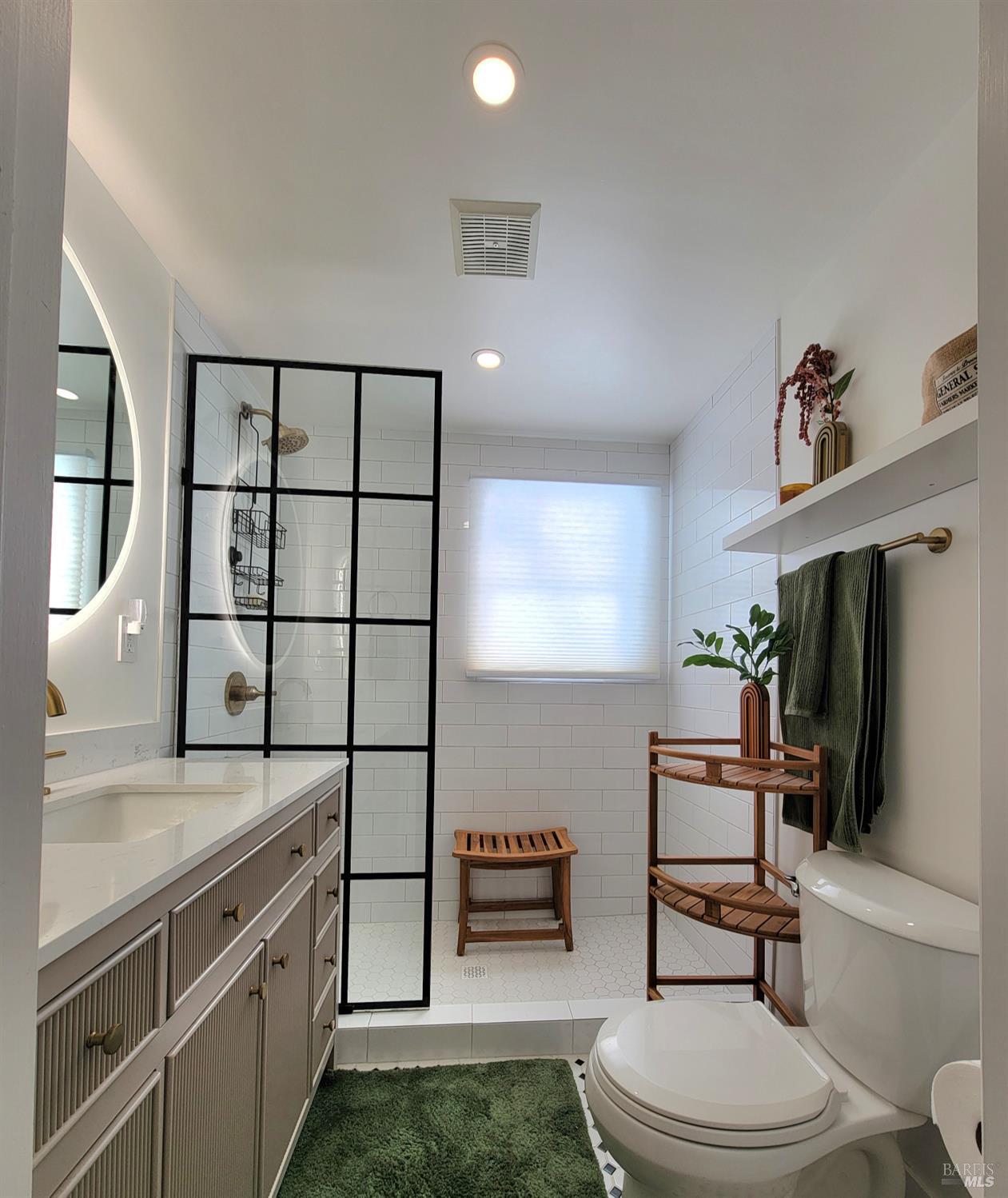 Detail Gallery Image 24 of 30 For 100 Ridgway Ave, Santa Rosa,  CA 95401 - 2 Beds | 1 Baths