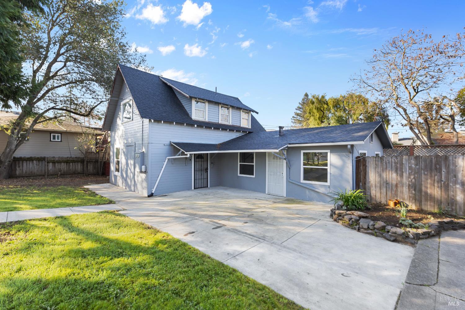 Detail Gallery Image 3 of 90 For 730 Lewis Rd, Santa Rosa,  CA 95404 - 3 Beds | 2 Baths