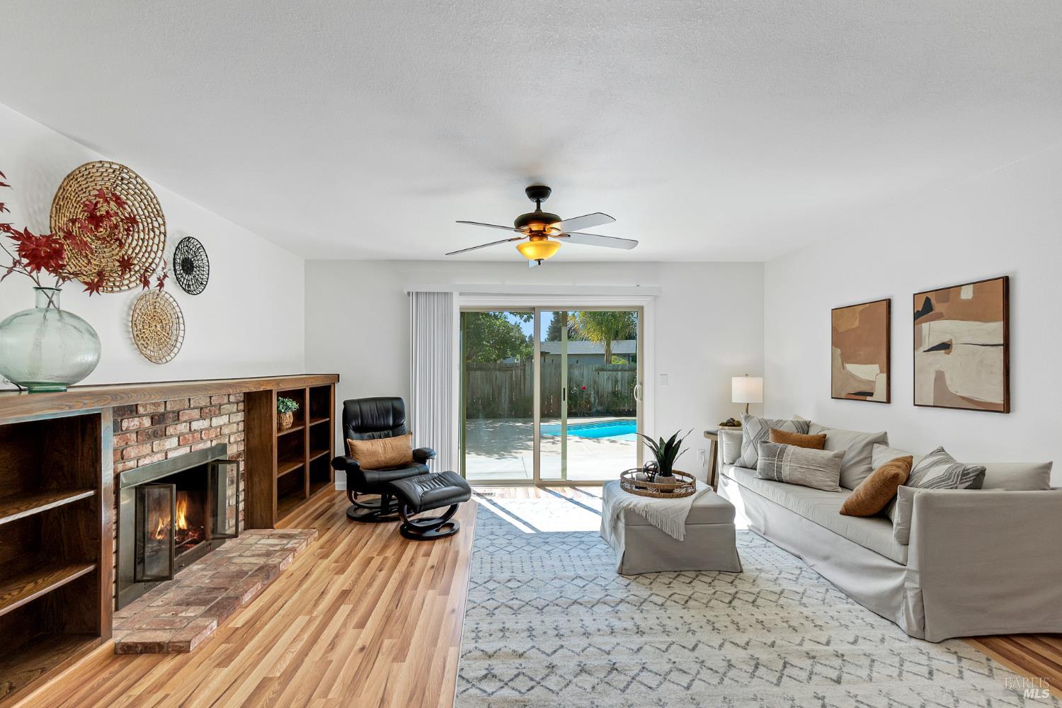 Detail Gallery Image 20 of 47 For 3451 Nantucket Dr, Fairfield,  CA 94534 - 4 Beds | 2/1 Baths