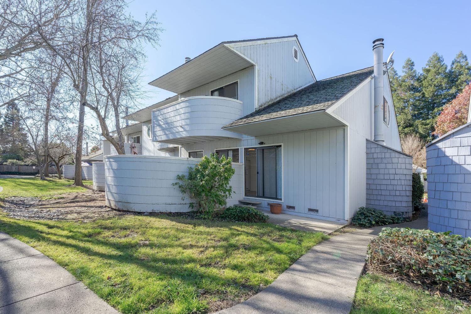 Detail Gallery Image 28 of 34 For 2791 Mcbride Ln #148,  Santa Rosa,  CA 95403 - 2 Beds | 1/1 Baths