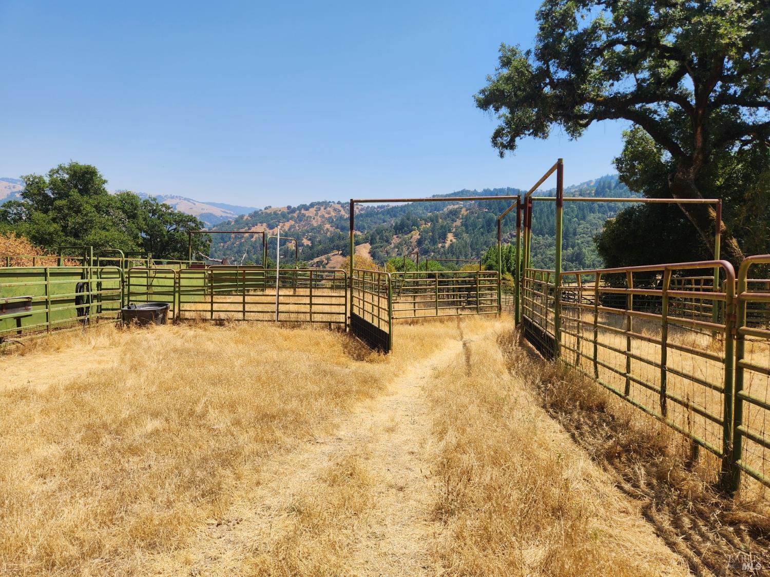 Detail Gallery Image 58 of 64 For 8225 Spyrock Rd, Laytonville,  CA 95454 - 2 Beds | 2 Baths