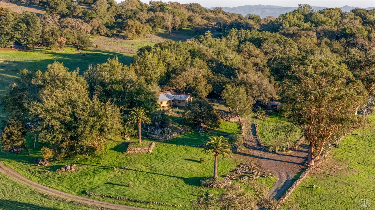 Detail Gallery Image 5 of 37 For 5100 Lovall Valley Rd, Sonoma,  CA 95476 - 0 Beds | 1 Baths