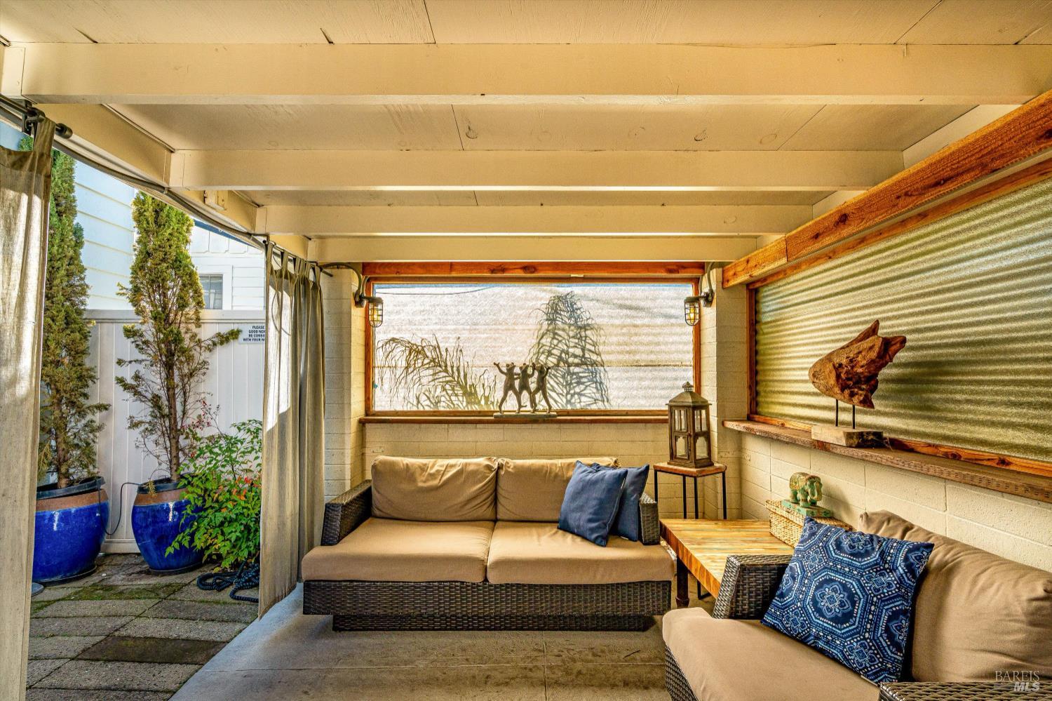 Detail Gallery Image 30 of 45 For 3 Highland Dr, Napa,  CA 94559 - 2 Beds | 1/1 Baths