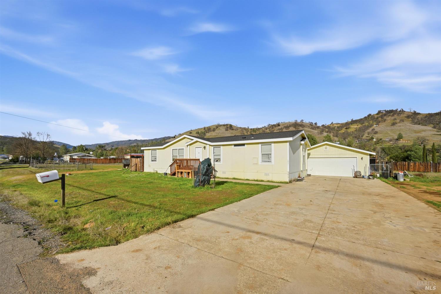 Detail Gallery Image 17 of 20 For 3096 Spring Valley Rd, Clearlake Oaks,  CA 95423 - 4 Beds | 2 Baths