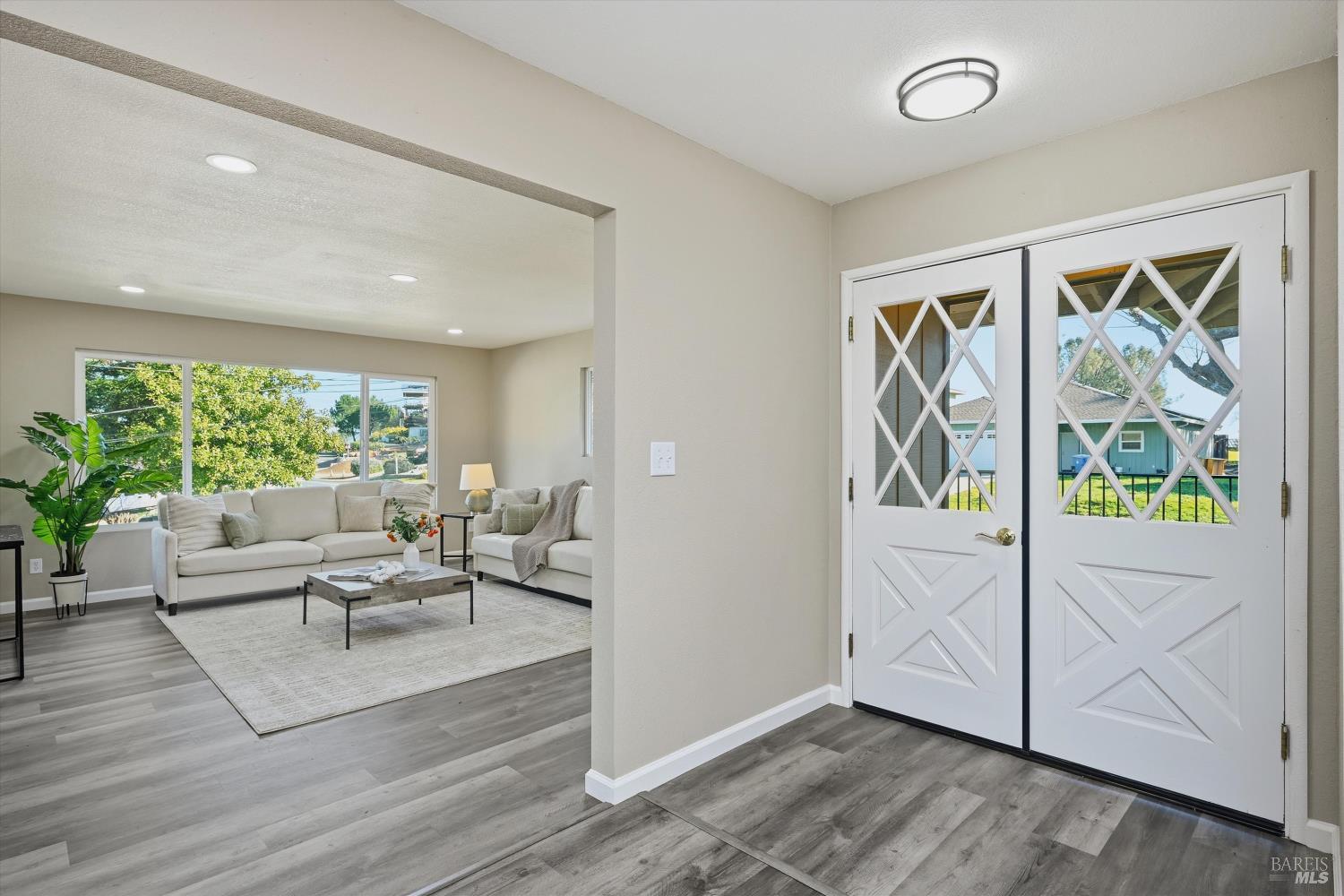 Detail Gallery Image 14 of 43 For 10496 Fairway Pl, Kelseyville,  CA 95451 - 3 Beds | 2 Baths