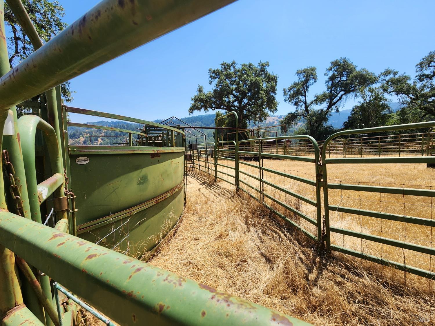 Detail Gallery Image 60 of 64 For 8225 Spyrock Rd, Laytonville,  CA 95454 - 2 Beds | 2 Baths