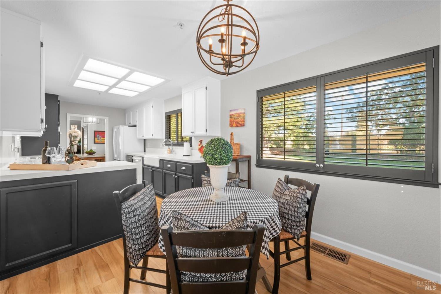 Detail Gallery Image 21 of 53 For 69 Fountain Grove Cir, Napa,  CA 94558 - 2 Beds | 2 Baths