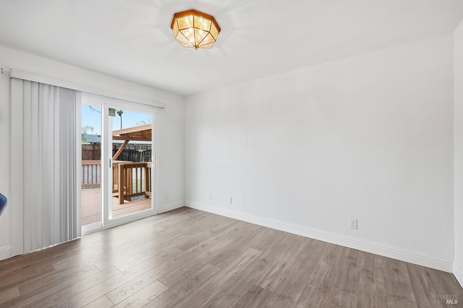 Detail Gallery Image 22 of 53 For 203 Cockrobin Ave, Windsor,  CA 95492 - 4 Beds | 2 Baths