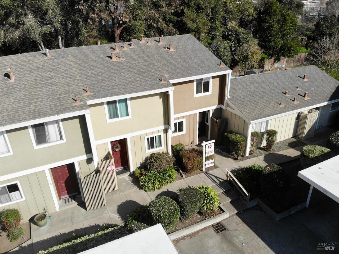 Detail Gallery Image 23 of 28 For 580 Santa Alicia Dr, Rohnert Park,  CA 94928 - 2 Beds | 1/1 Baths