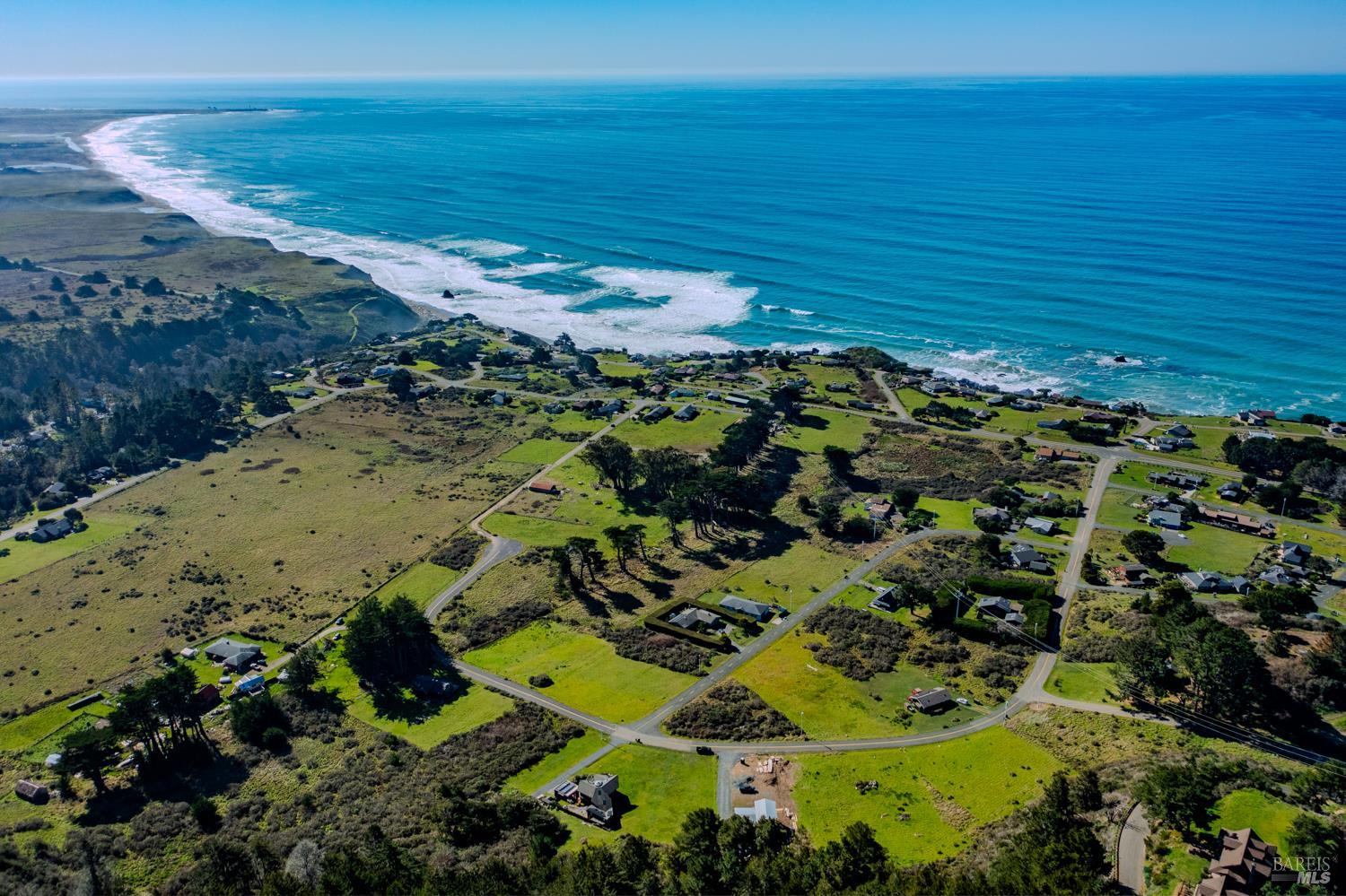 Detail Gallery Image 3 of 14 For 43511 Sea Cypress Dr, Manchester,  CA 95459 - – Beds | – Baths