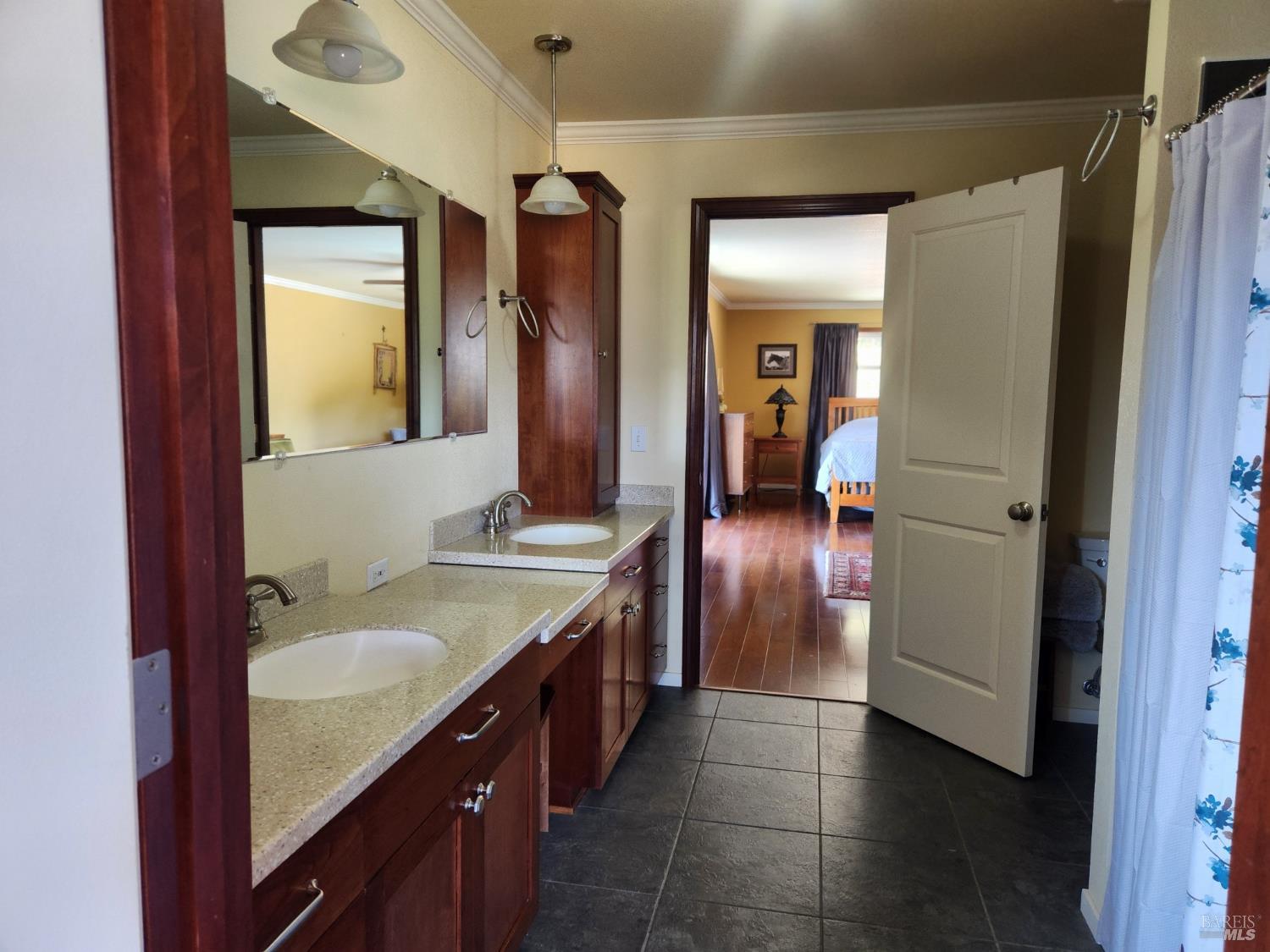 Detail Gallery Image 9 of 64 For 8225 Spyrock Rd, Laytonville,  CA 95454 - 2 Beds | 2 Baths