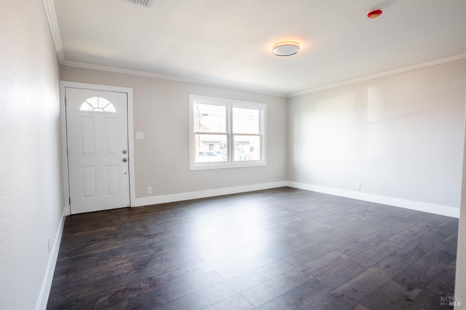 Detail Gallery Image 7 of 29 For 116 Hogan Ave, Vallejo,  CA 94589 - 3 Beds | 1 Baths