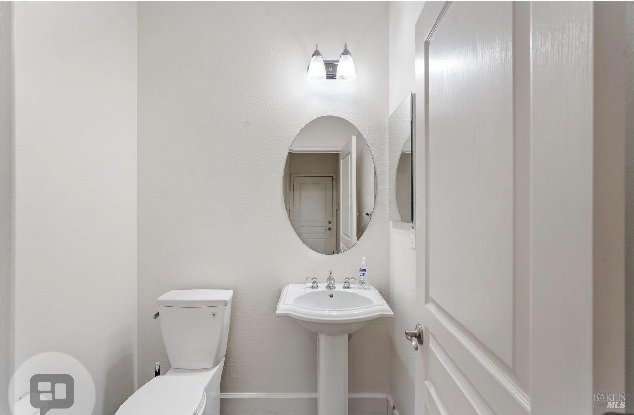 Detail Gallery Image 15 of 17 For 18 Serena Pl, American Canyon,  CA 94503 - 4 Beds | 3/1 Baths