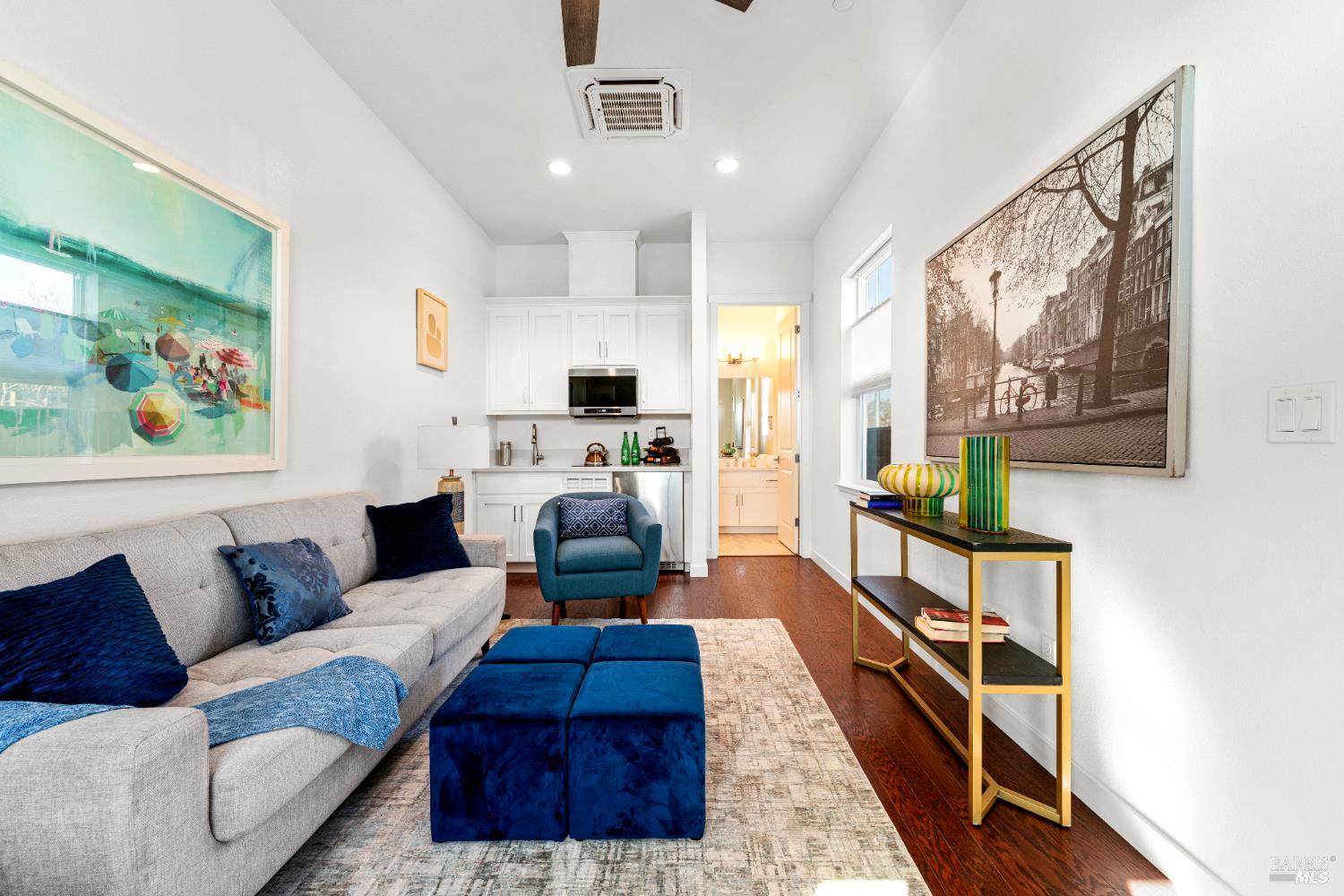 Detail Gallery Image 49 of 56 For 591 Madison St, Petaluma,  CA 94952 - 4 Beds | 3/1 Baths