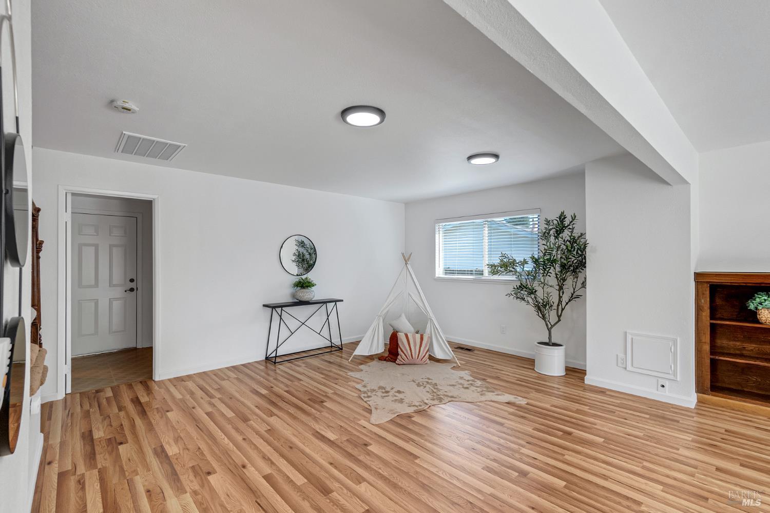 Detail Gallery Image 22 of 47 For 3451 Nantucket Dr, Fairfield,  CA 94534 - 4 Beds | 2/1 Baths