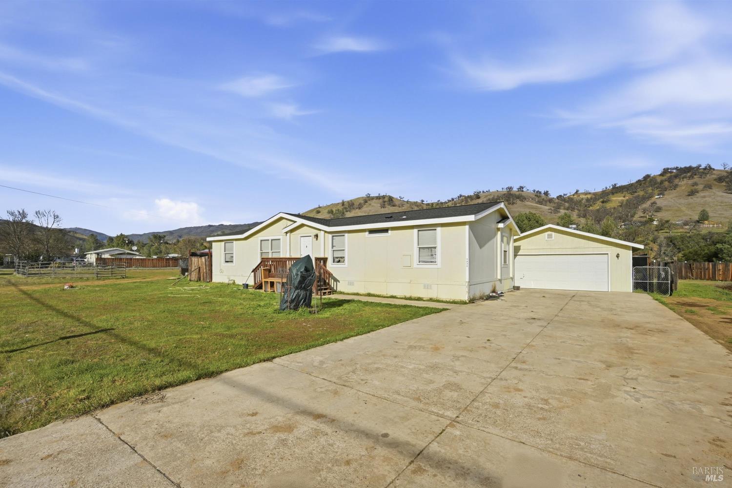 Front Image Thumbnail for BA326007869