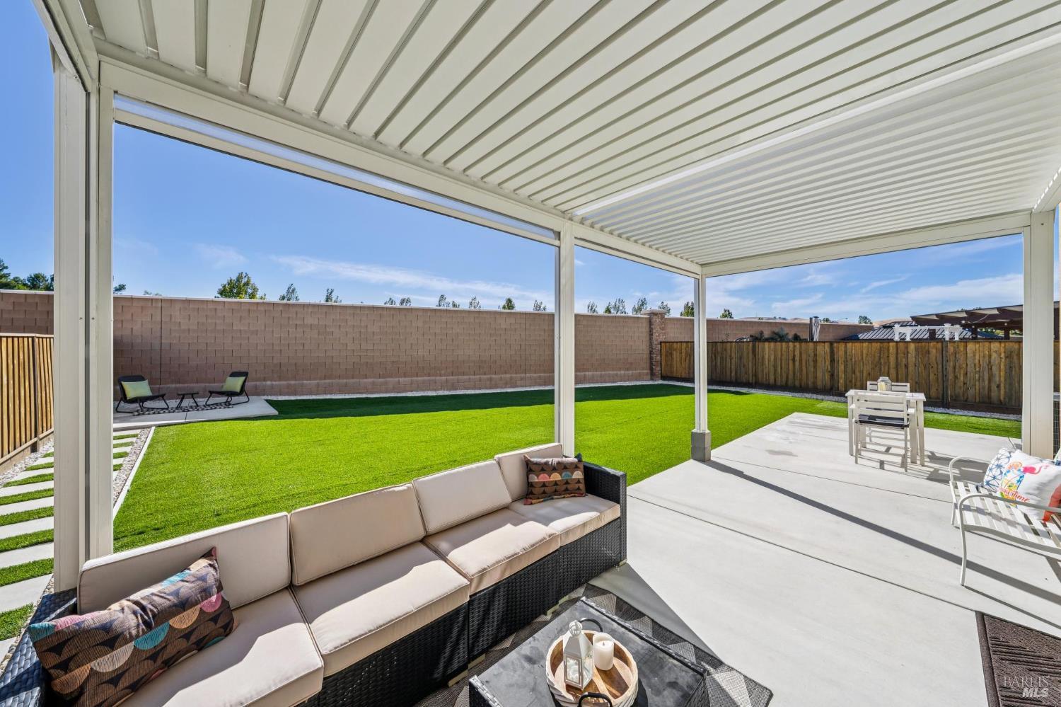 Detail Gallery Image 32 of 35 For 2915 Shaver St, Fairfield,  CA 94533 - 5 Beds | 3 Baths