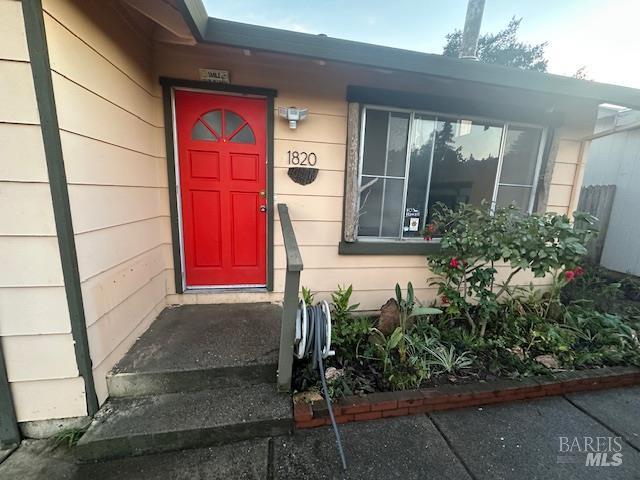 Detail Gallery Image 2 of 20 For 1820 Shelley Dr, Santa Rosa,  CA 95401 - 4 Beds | 2 Baths