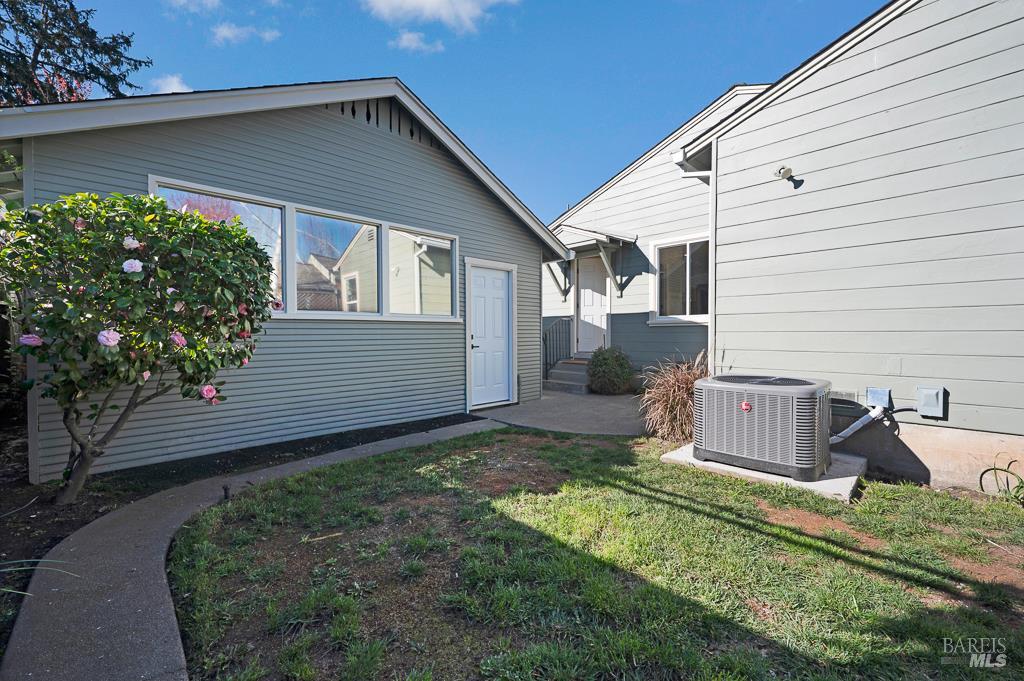 Detail Gallery Image 25 of 28 For 312 Benton St, Santa Rosa,  CA 95401 - 3 Beds | 2 Baths