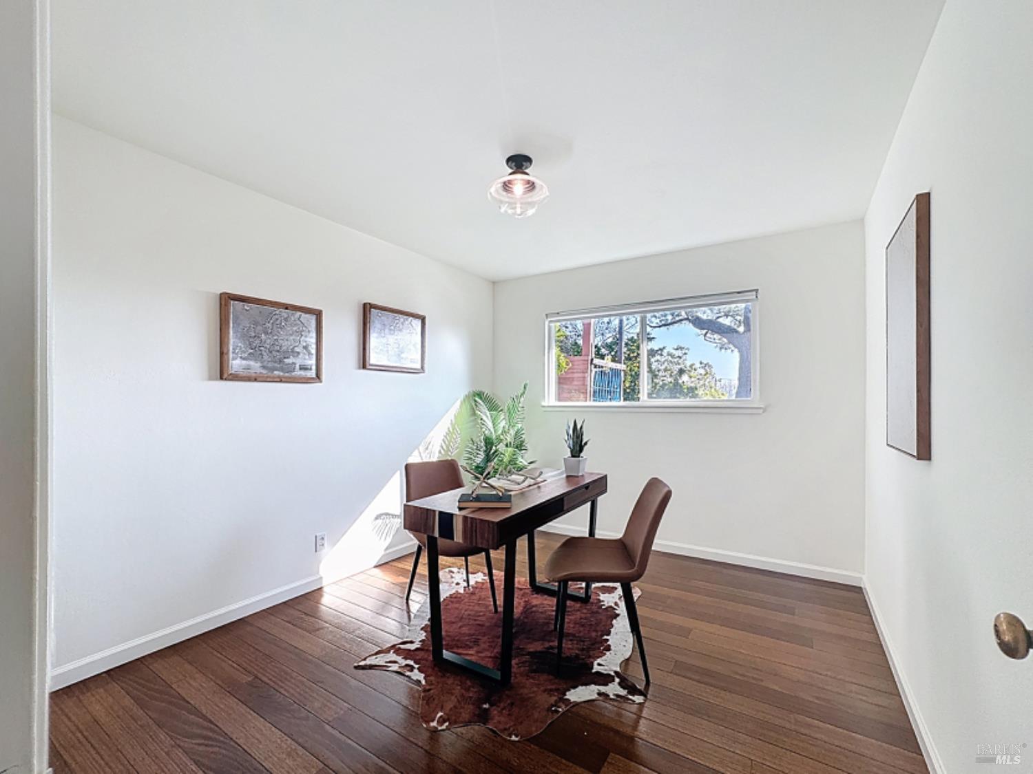 Detail Gallery Image 31 of 51 For 587 Tanbark Ter, San Rafael,  CA 94903 - 3 Beds | 2 Baths