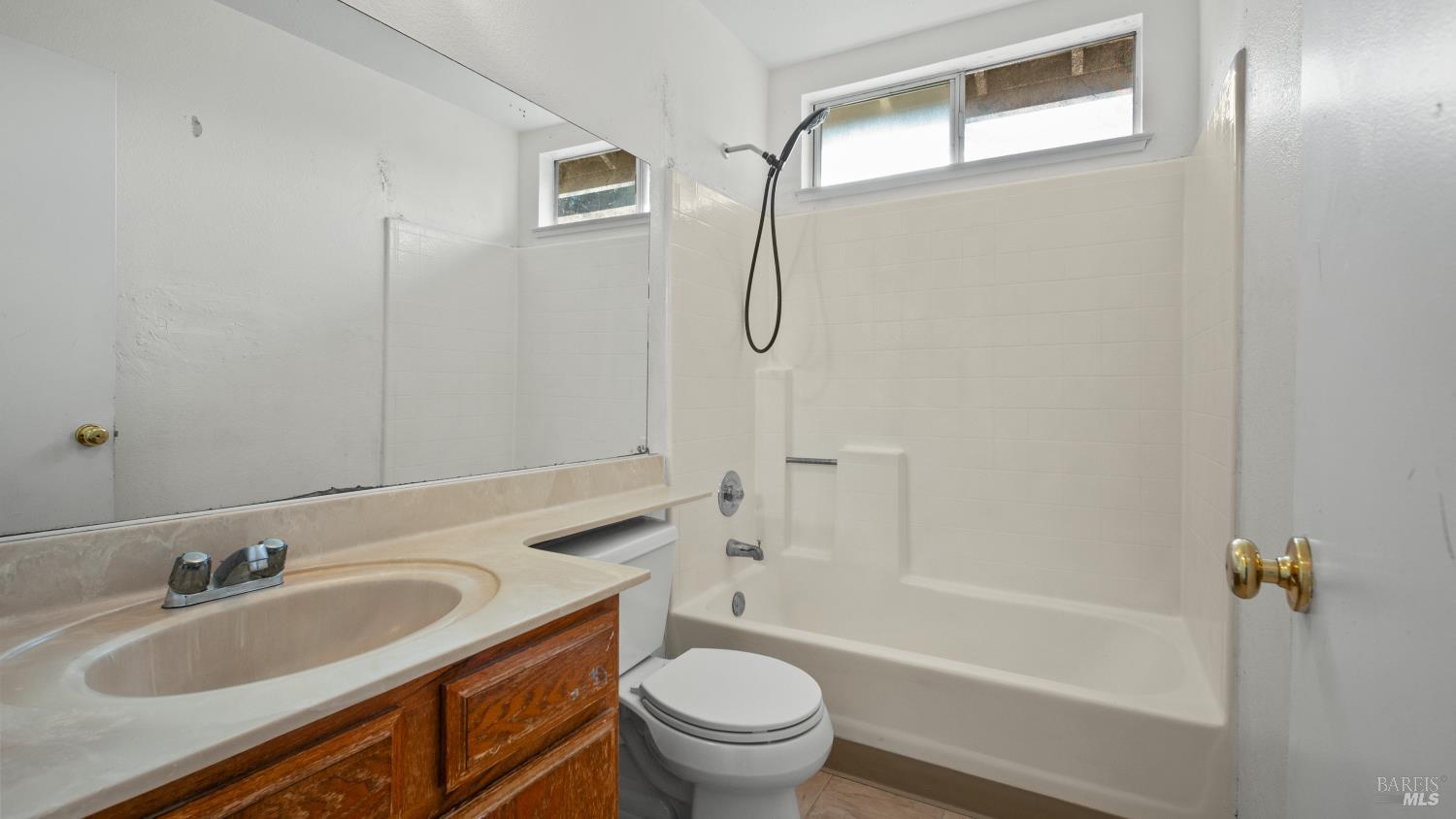 Detail Gallery Image 25 of 36 For 157 James River Rd, Vallejo,  CA 94591 - 4 Beds | 2/1 Baths