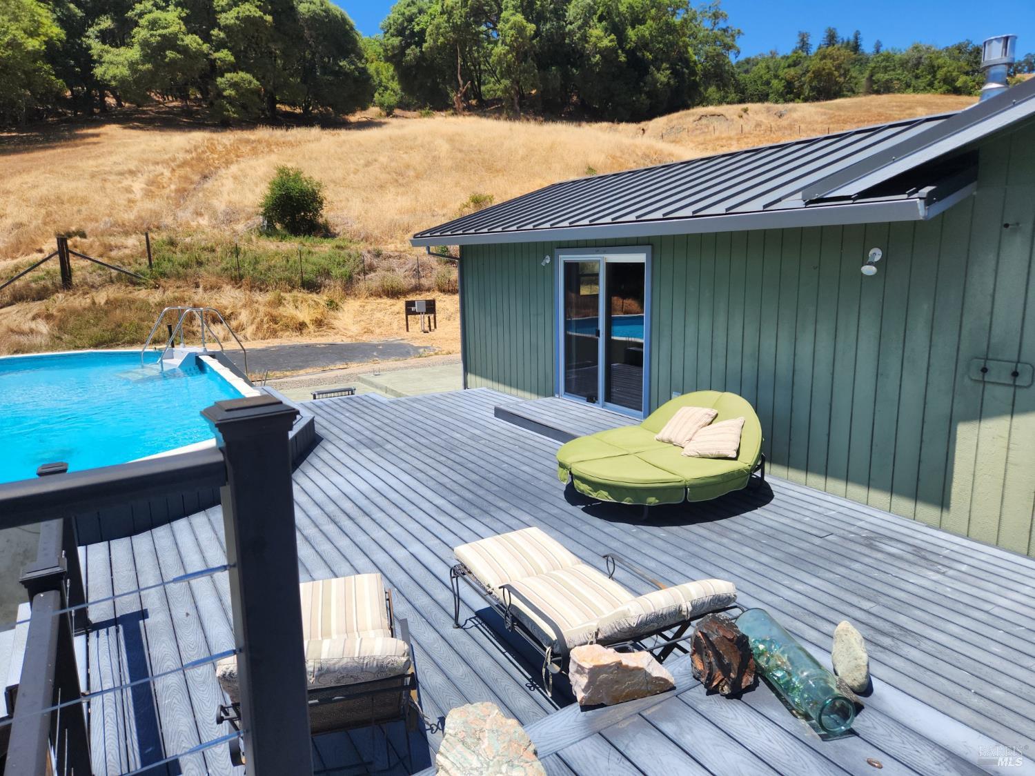 Detail Gallery Image 20 of 64 For 8225 Spyrock Rd, Laytonville,  CA 95454 - 2 Beds | 2 Baths