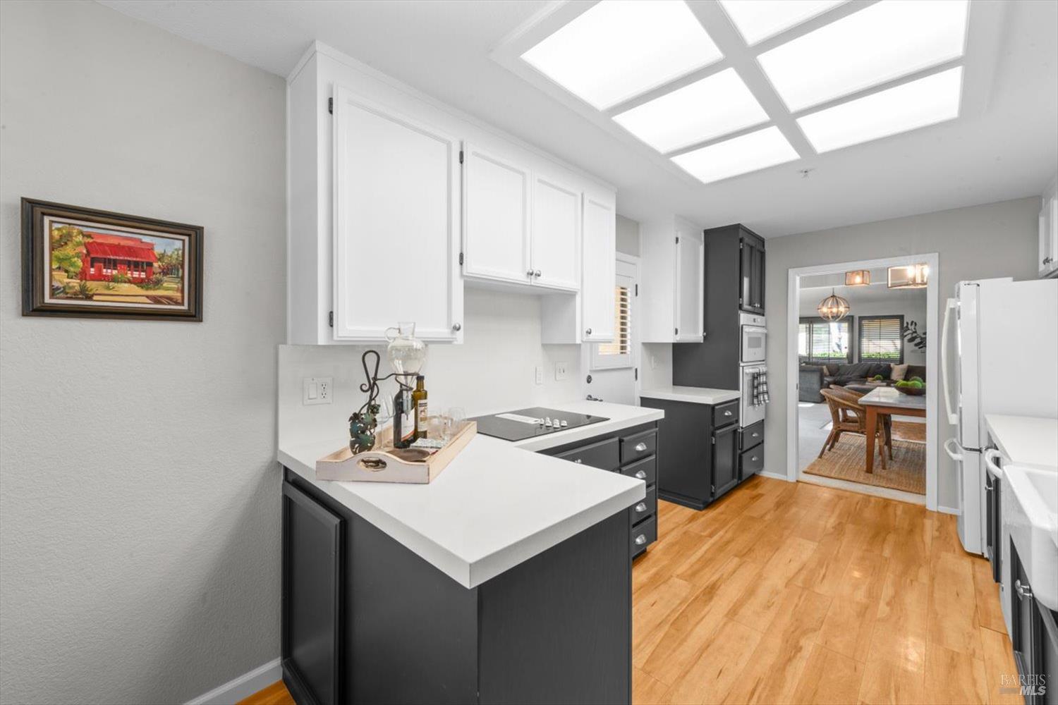 Detail Gallery Image 18 of 53 For 69 Fountain Grove Cir, Napa,  CA 94558 - 2 Beds | 2 Baths